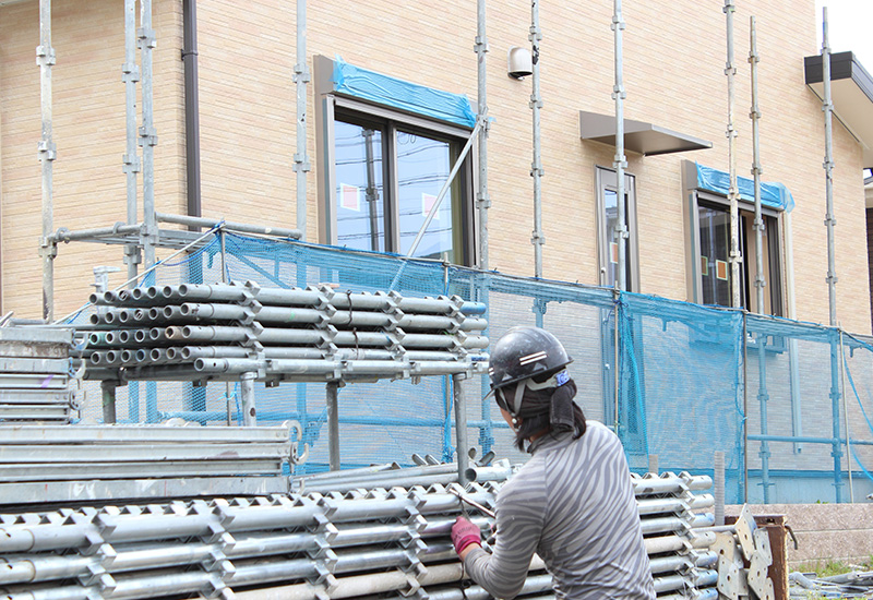 仮設足場の設置